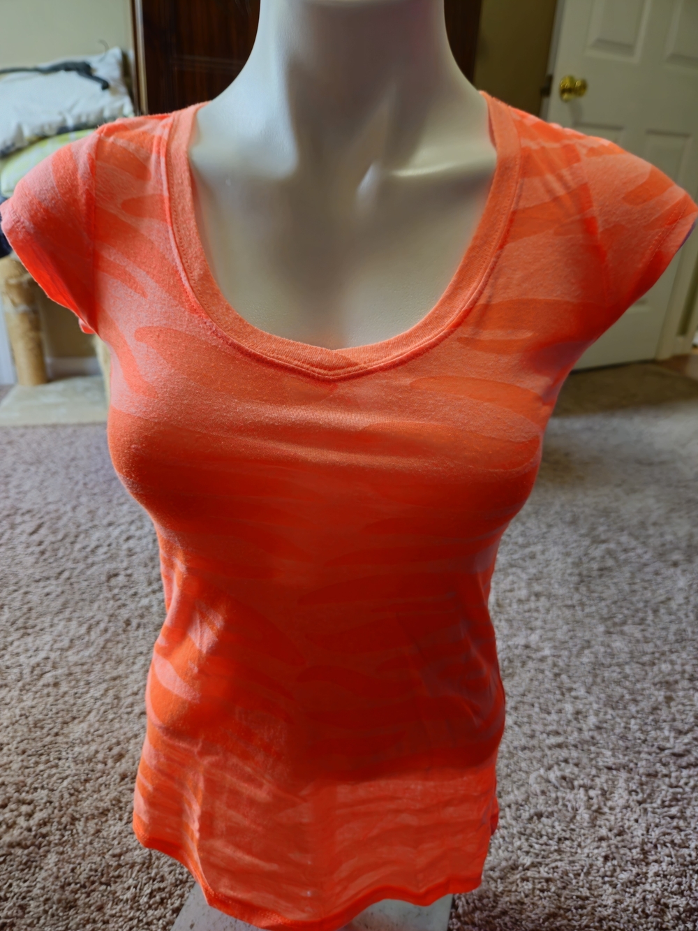 Bozzolo Neon Coral Scoop Neck Short Sleeve Tee